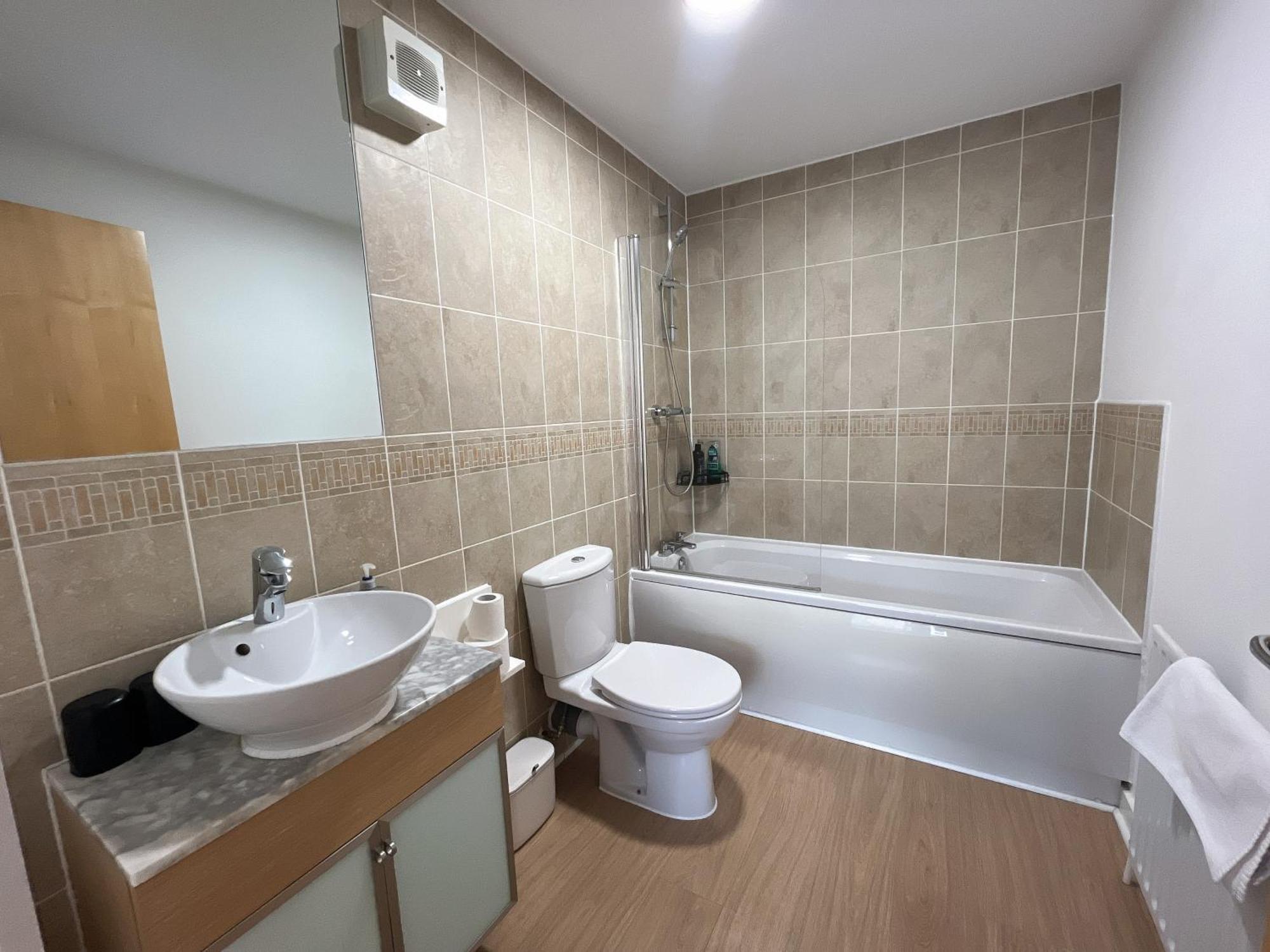 Apartment 2 Bath Free Parking EDI Eksteriør bilde